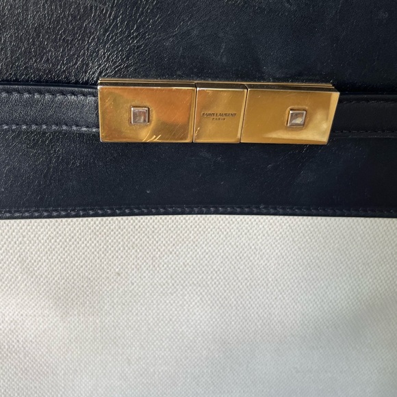 YSL Large Manhattan Tote - Picture 8 of 12